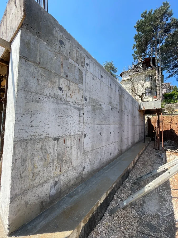 Perde beton yüzeyinde yalıtım öncesi hazırlık